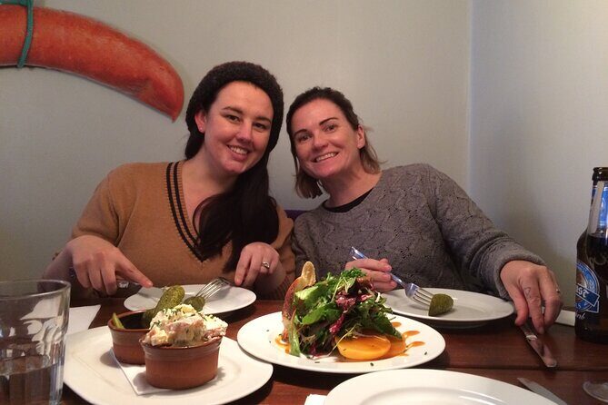 Private Tour: Daytime Food Tour Trends & Classics - Lunch is the anchor: sit-down local dishes
