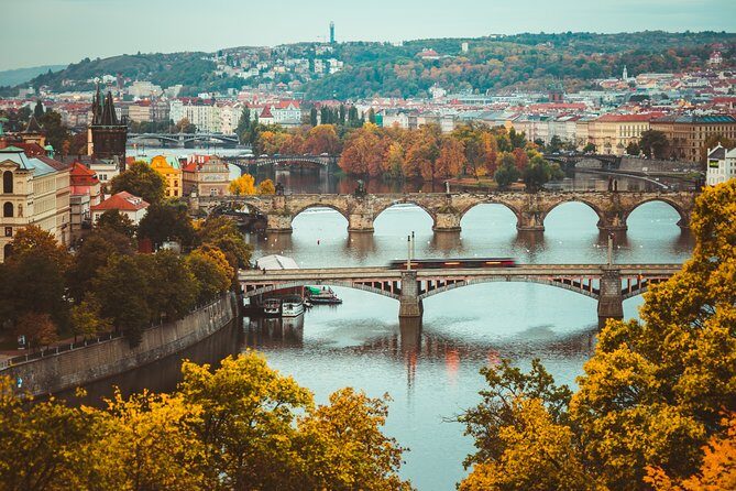 Private Transfer from Berlin to Prague with 2h of Sightseeing - Key things to know before you ride