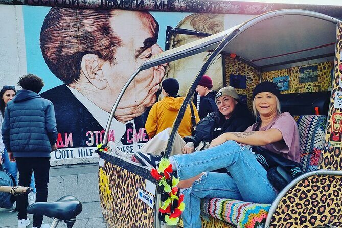 Rickshaw Tours Berlin - Groups of up to 16 people with several rickshaws - Nazi-era context at Topography of Terror