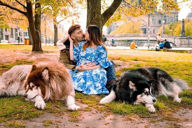 Romantic Couple Photoshoot in the Heart of Berlin - How to Get Photos That Actually Feel Like You