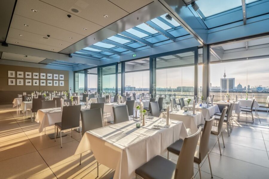 Rooftop Aperitif at Reichstag Käfer Restaurant - Quick tips to get the best experience out of your hour