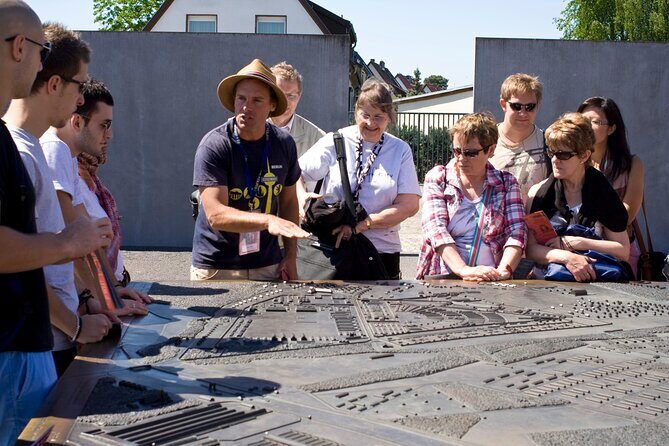 Sachsenhausen Concentration Camp Bus Tour in English from Berlin - Walking the Memorial: Gate, Commandant’s House, and Tower A