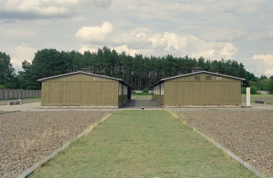 Sachsenhausen Memorial: Walking Tour from Berlin - What the guides do well: clear, empathetic interpretation