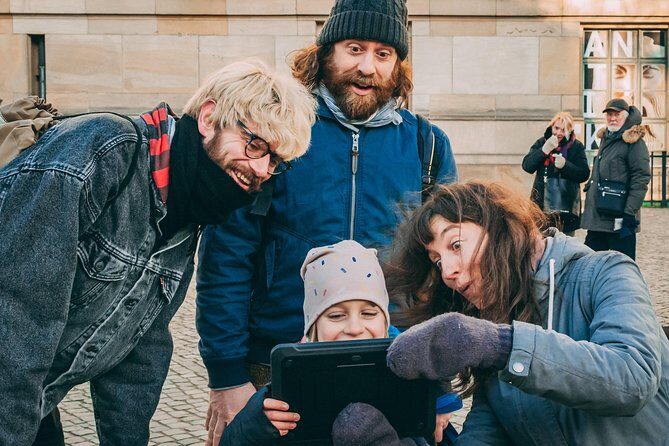 Scavenger Hunt from Maranja Adventure Club - St. Hedwig Cathedral: finishing strong with a final wrap-up