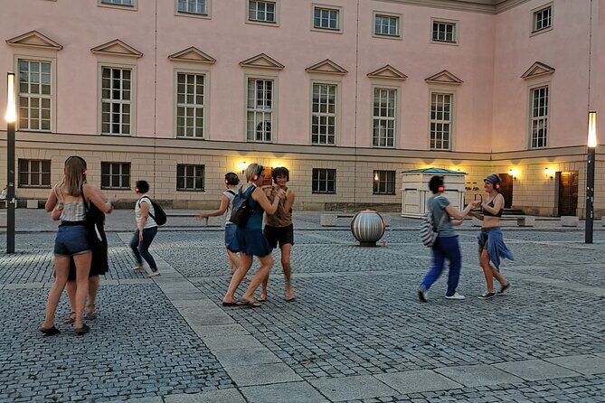 Silent disco through downtown Berlin with flash mobs - FAQ