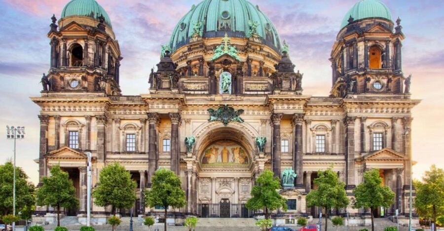 Skip-the-line Berlin Cathedral and Old Town Private Tour - The 2-Hour Plan: Unter den Linden to Museum Island (Best for a Tight Schedule)