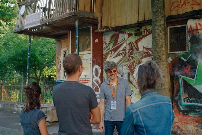 Street Art and Alternative Tour of Berlin in French - Who this tour is best for (and who might not love it)