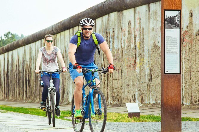 The Beauty of Berlin by Bike: Private Tour - Meeting at Rathauspassagen: Easy Start, Clean End