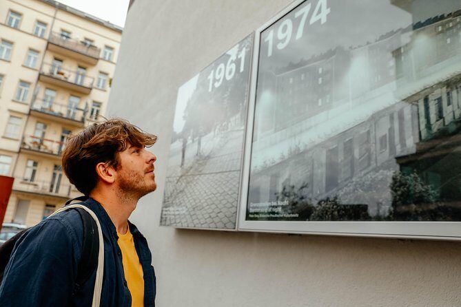 The History of Berlin: WWII PRIVATE Walking Tour With Locals - Brandenburg Gate, Holocaust Memorial, and Hitler’s bunker area: learning the emotional geography