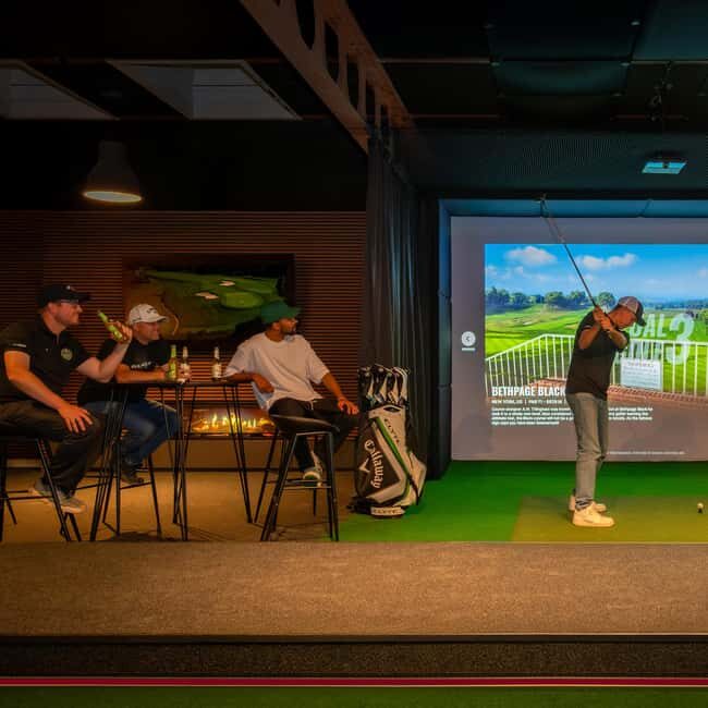 The Ultimate Berlin Golf Bar for Groups, Games & Good Times - Picking your session length: how 1, 2, and 4 hours change the experience