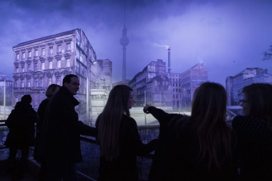 THE WALL: asisi Panorama Berlin Ticket - The 4-meter-high visitor’s platform: the viewpoint that matters