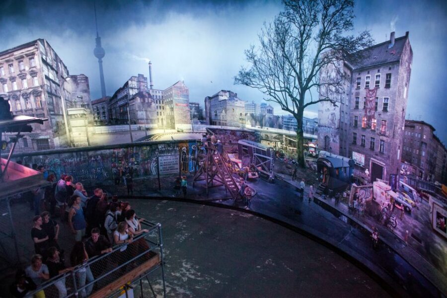THE WALL: asisi Panorama Berlin Ticket - Pairing it with Berlin Wall sights: do the easy follow-up