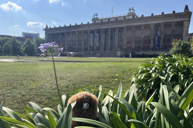 Third Reich Berlin & World War II Private Walking Tour - Stop 1: Brandenburg Gate and the Reichstag building—propaganda turned war setting