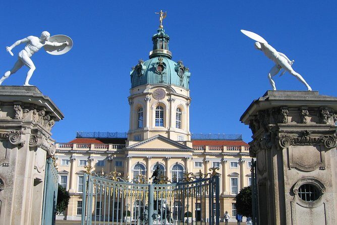Warnemuende Shore Excursion: Berlin Private Sightseeing Tour from Rostock - Checkpoint Charlie and the Holocaust Memorial: two short stops with huge gravity